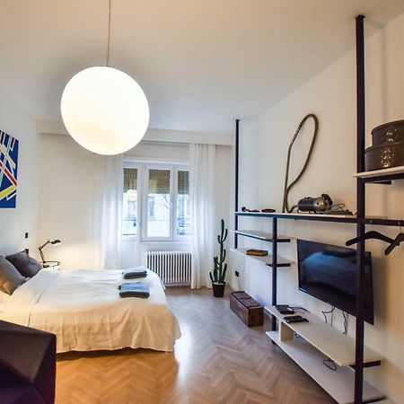 For Long-Term, Budget! Szovetseg Apartment In The Heart Of Budapeste Exterior foto