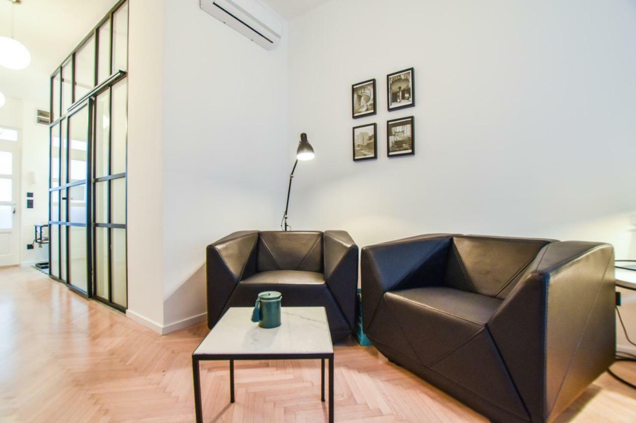 For Long-Term, Budget! Szovetseg Apartment In The Heart Of Budapeste Exterior foto