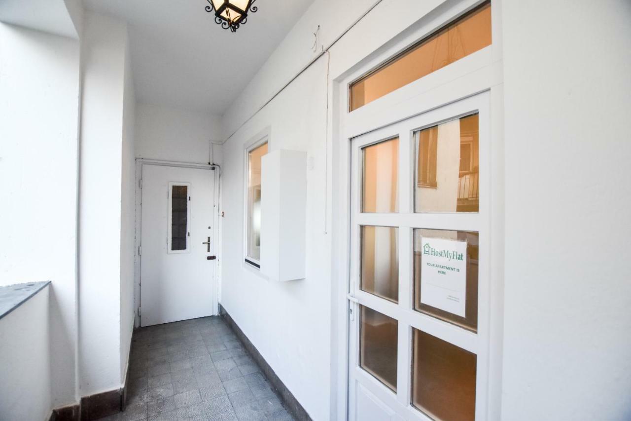 For Long-Term, Budget! Szovetseg Apartment In The Heart Of Budapeste Exterior foto