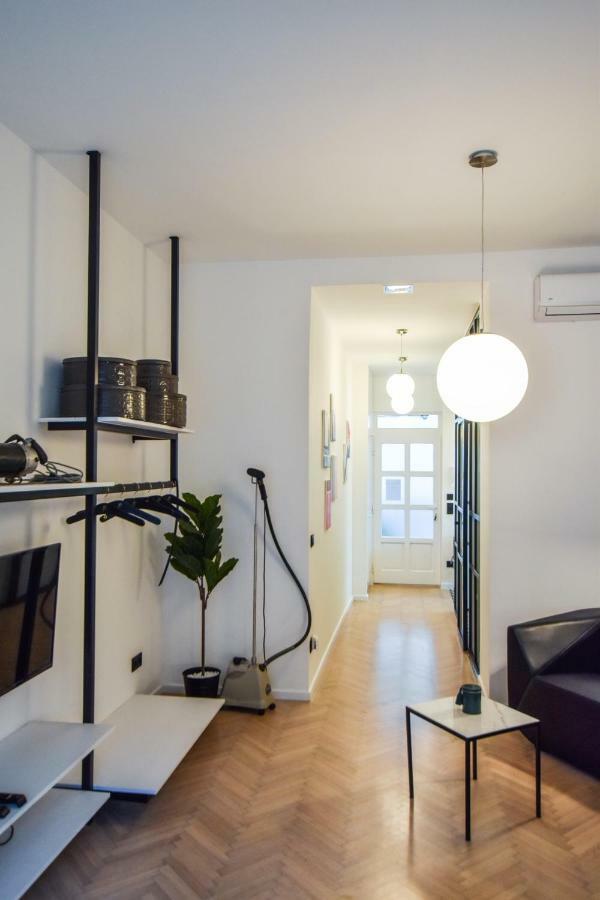 For Long-Term, Budget! Szovetseg Apartment In The Heart Of Budapeste Exterior foto
